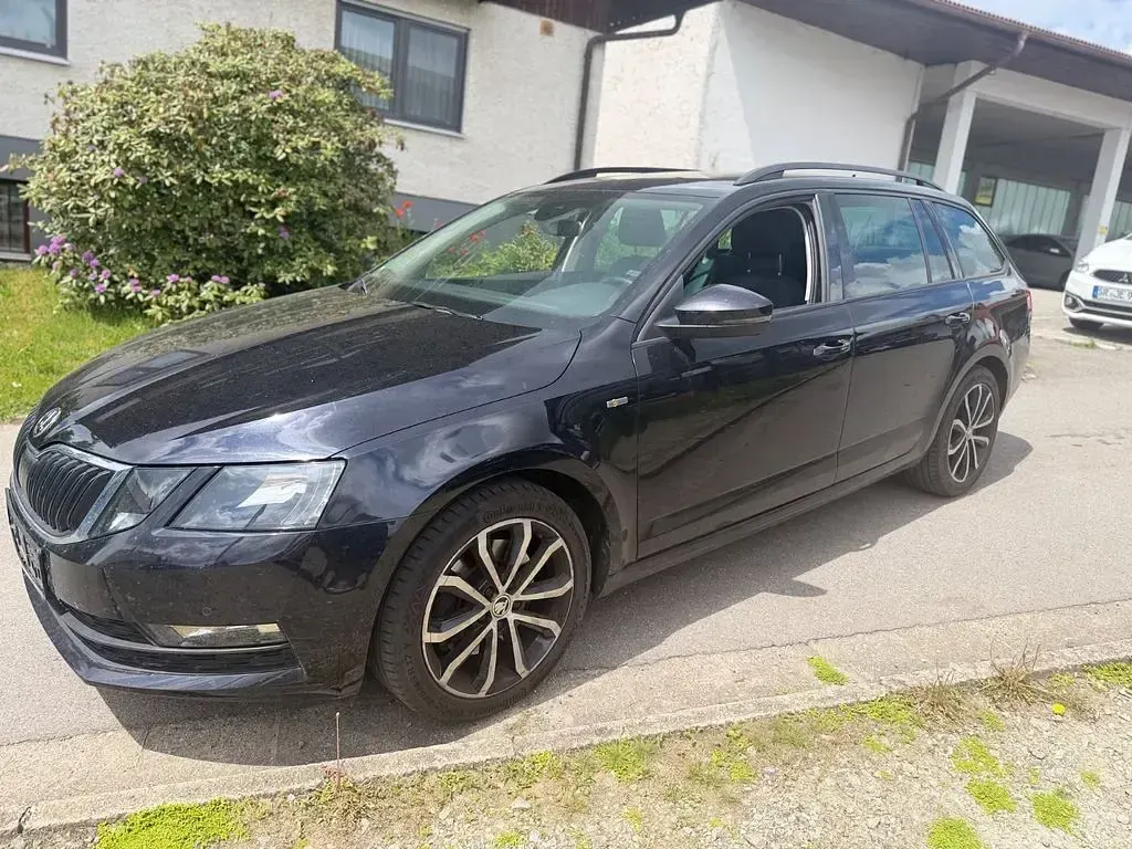 Gebraucht Skoda Octavia Soleil 190 PS (139 kW) 2019 Schwarz Kombi