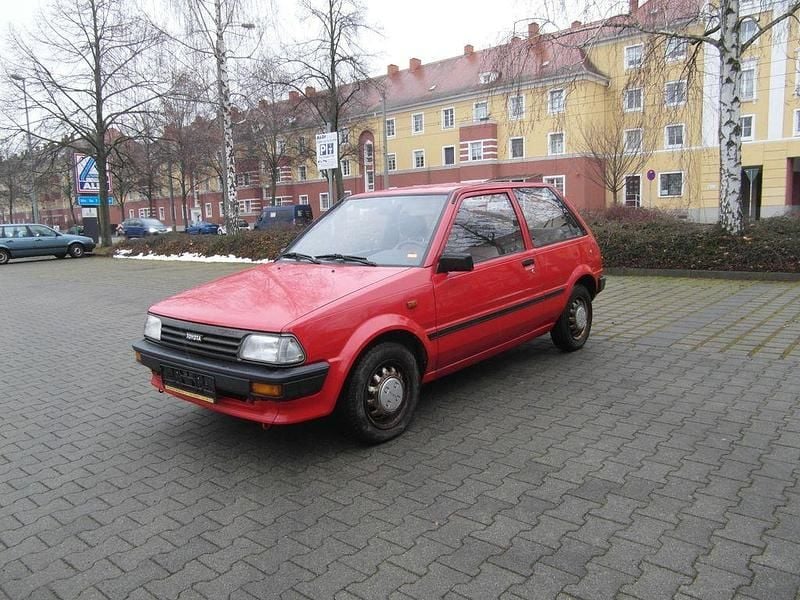 Gebraucht Toyota Starlet 72 PS (52 kW) 1989 Rot Kleinwagen