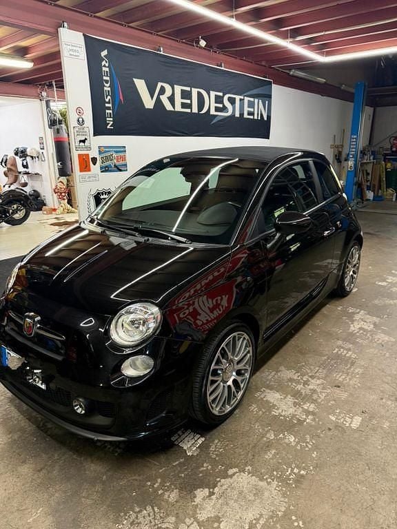 Schwarz Gebraucht 2016 Abarth 500 Cabrio | 8.000 € - Bild 1/4