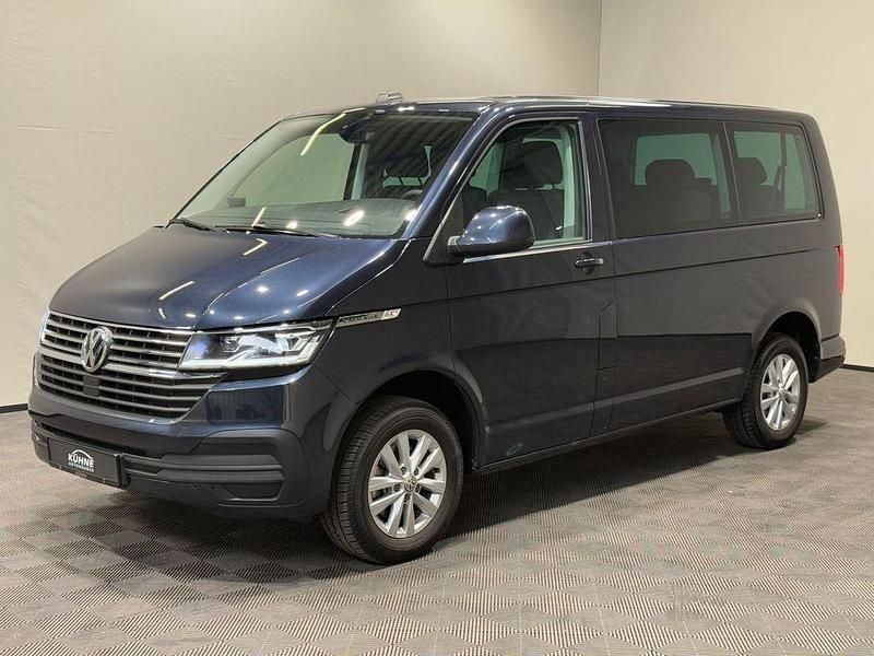 Gebraucht VW Caravelle Comfortline 150 PS (110 kW) 2024 Blau, Van / Kleinbus