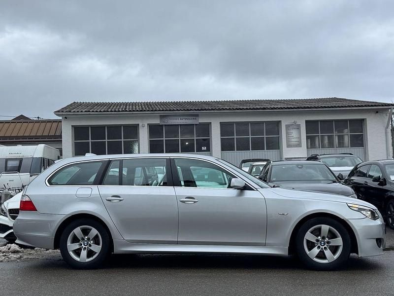 Gebraucht BMW 525 Sport Line 197 PS (144 kW) 2007 Silber Limousine
