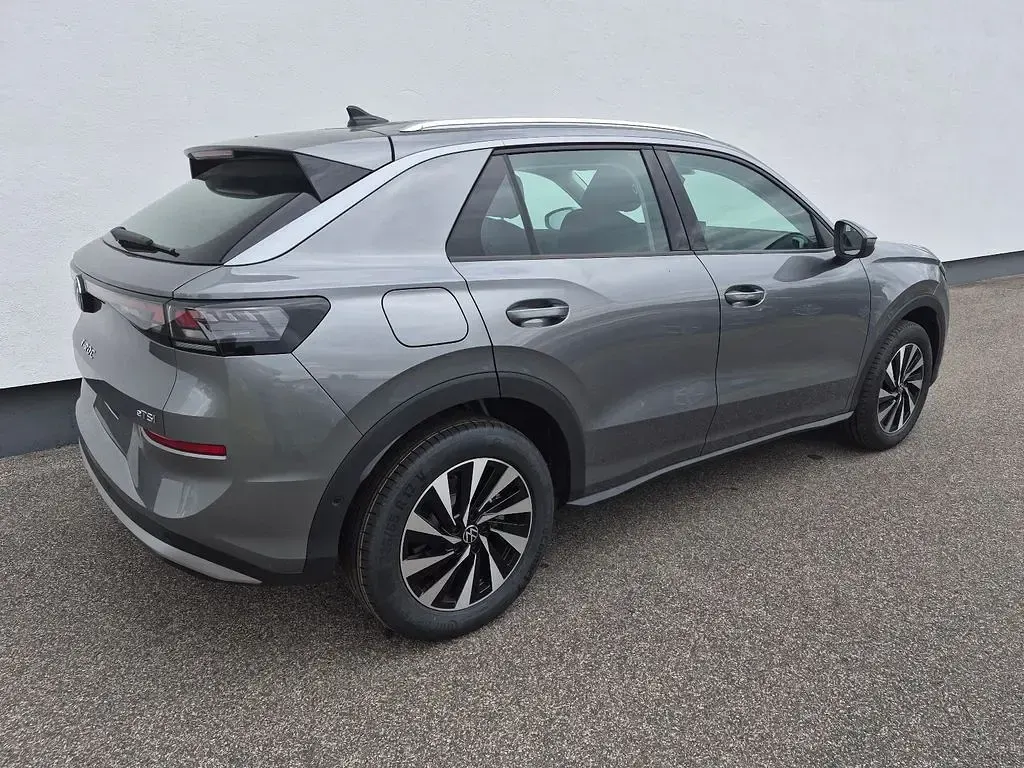 Neu VW T-Roc Life 150 PS (110 kW) 2026 Grau SUV