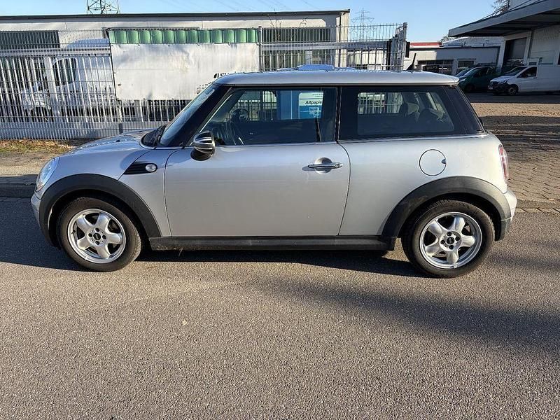 Second-hand Mini Cooper Chili 122 CP (89 kW) 2009 Argintiu Hatchback