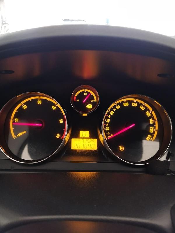 Gebraucht Opel Antara 2009 Weiß SUV