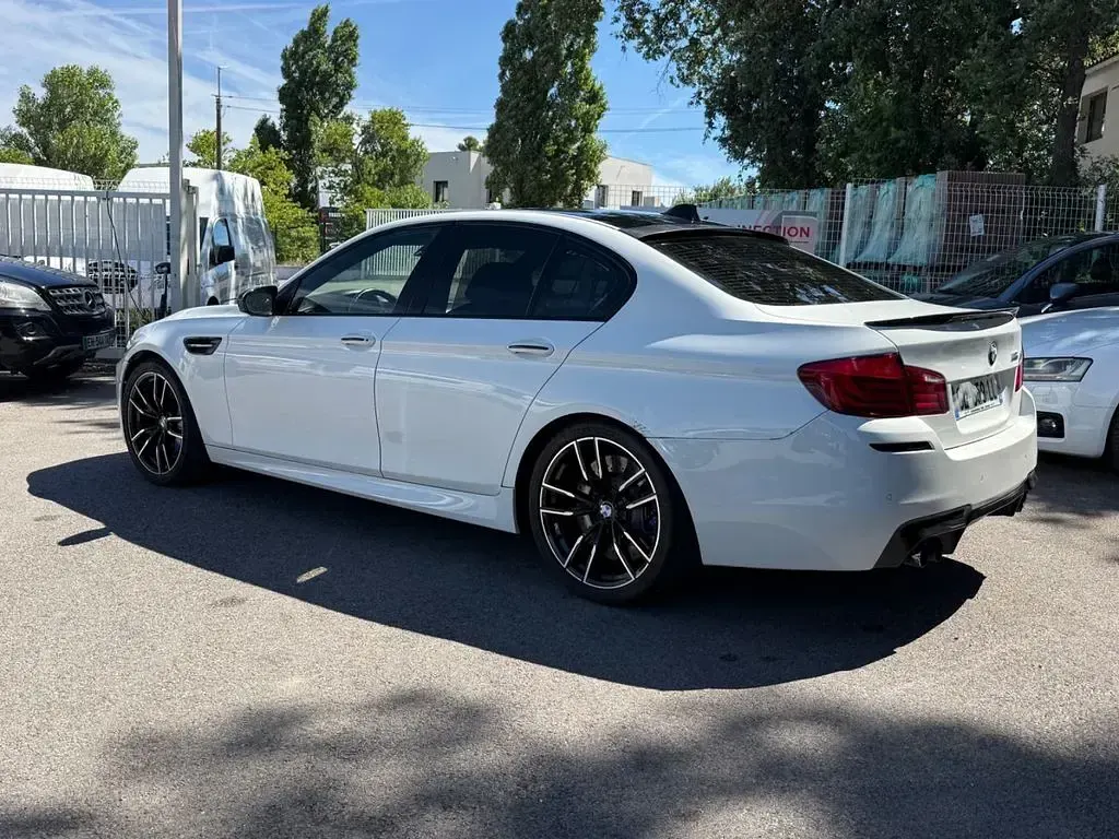 Gebraucht BMW M5 Basis 560 PS (411 kW) 2012 Weiß Limousine