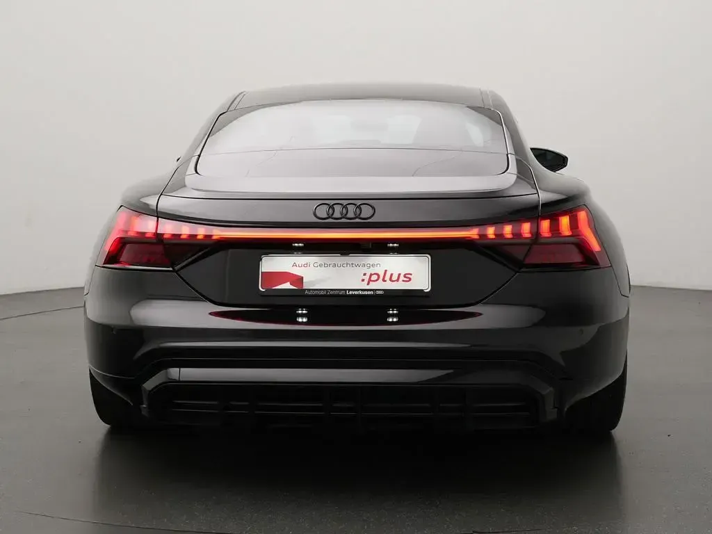 Gebraucht Audi e-tron GT quattro Sport 350 kW (476 PS) 2023 Schwarz Limousine