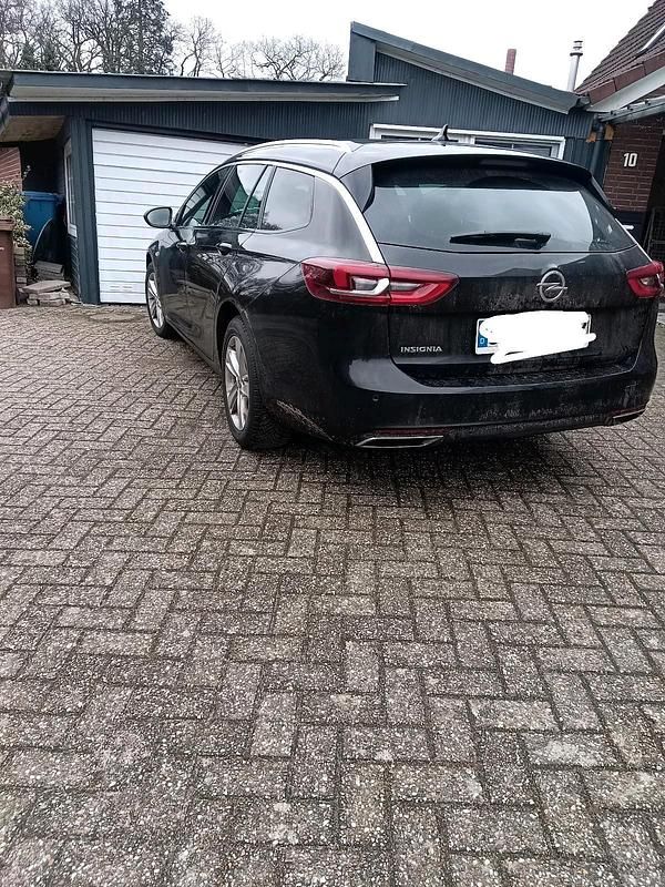 Gebraucht Opel Insignia 174 PS (127 kW) 2021 Schwarz Kombi