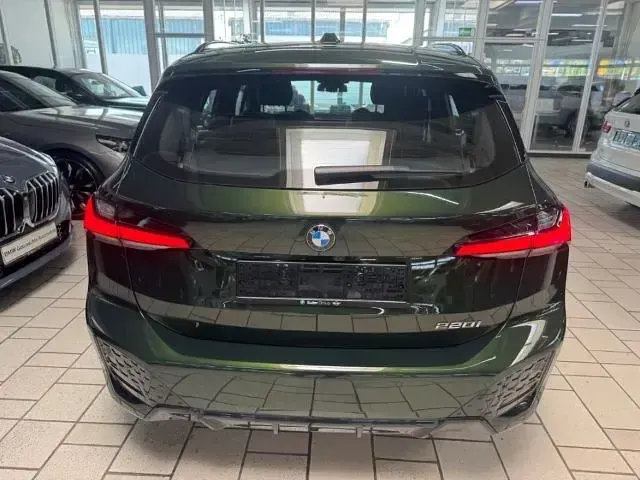 Occasion BMW 220 Active Tourer Performance 170 ch (125 kW) 2025 Vert Monospace