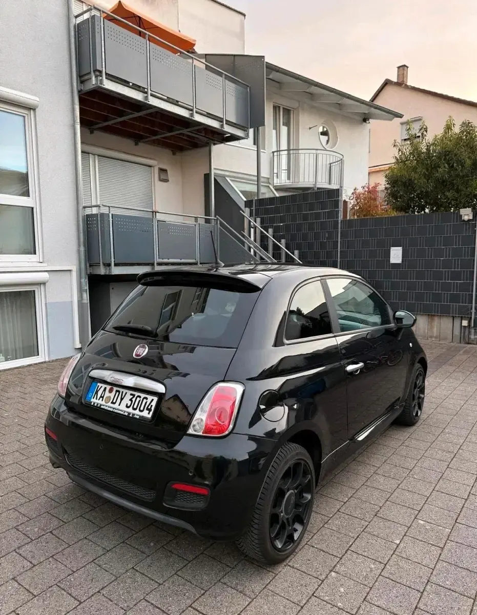 Gebraucht Fiat 500 85 PS (62 kW) 2014 Schwarz Kleinwagen