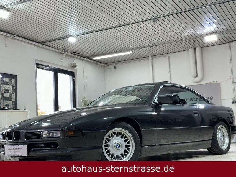 Diamantschwarzmetallic Gebraucht 1993 BMW 840 Sport Line Coupé | 38.980 € - Bild 1/4