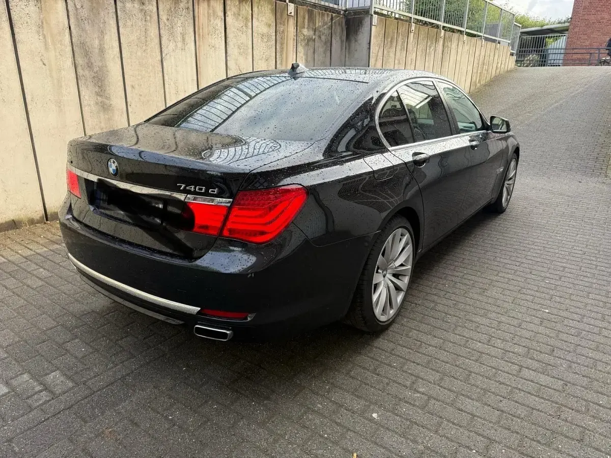 Occasion BMW 740 306 ch (225 kW) 2011 Noir Berline