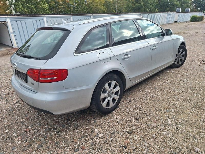 Silber Gebraucht 2009 Audi A4 Ambition Kombi | 7.300 € (Fairer Preis) - Bild 1/4