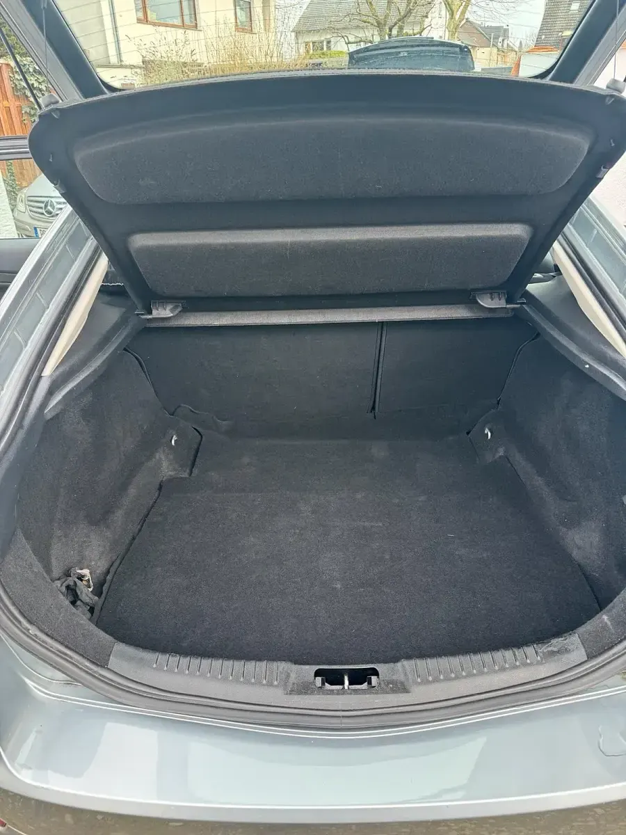 Używany Ford Mondeo 116 KM (85 kW) 2010 Szary Sedan/Limuzyna