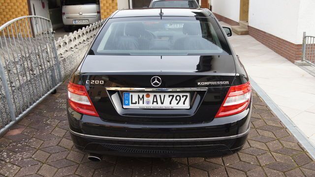 Gebraucht Mercedes C200 184 PS (135 kW) 2008 Schwarz metallic Limousine