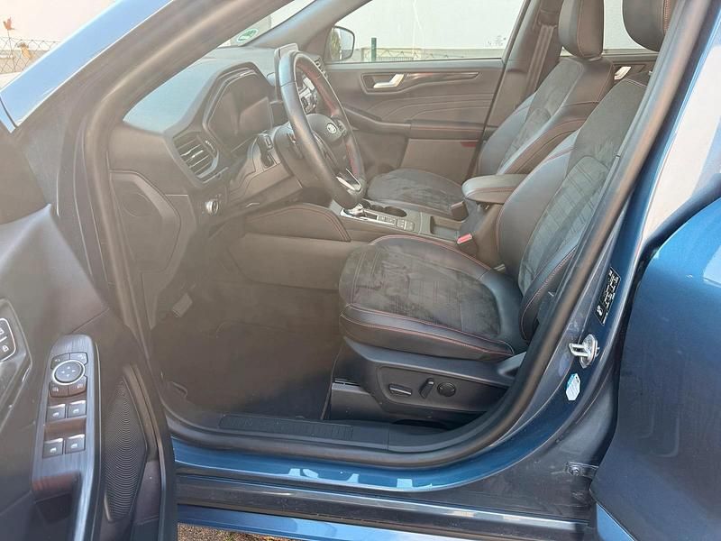 Gebraucht Ford Kuga ST-Line X 190 PS (139 kW) 2022 Blau SUV