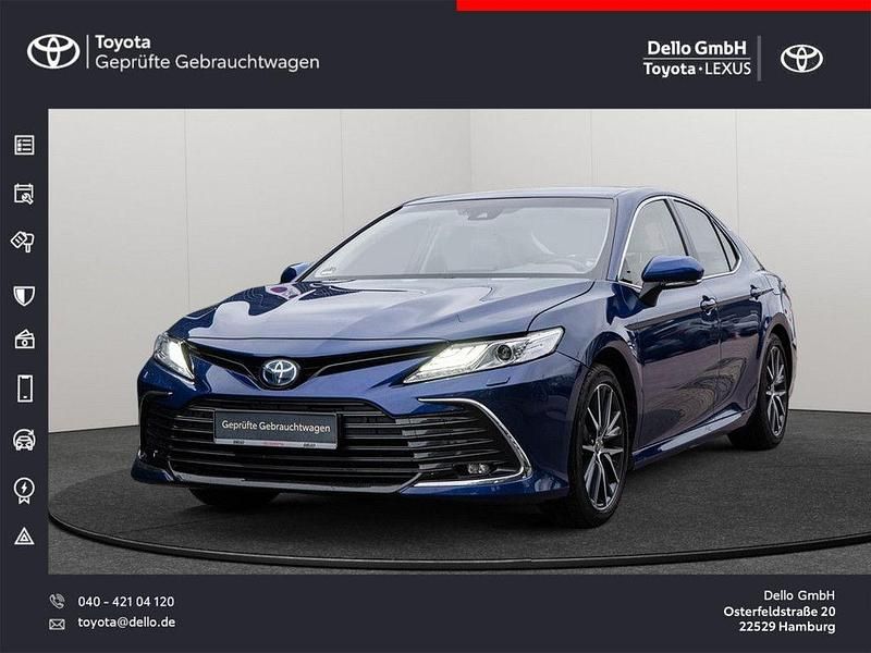 Nachtblau mica metallic Gebraucht 2021 Toyota Camry Executive Limousine | 27.990 € (Fairer Preis) - Bild 1/4