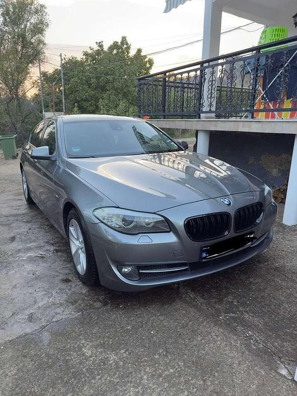 Grau Gebraucht 2010 BMW 523 Limousine | 12.000 € (Fairer Preis) - Bild 1/4