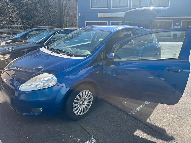 Gebraucht Fiat Punto 95 PS (69 kW) 2007 Blau Kleinwagen