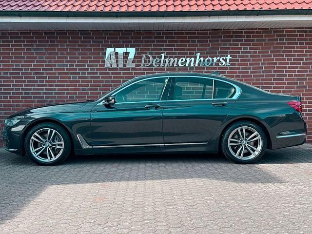 Gebraucht BMW 740 Performance 320 PS (235 kW) 2018 Grau Limousine