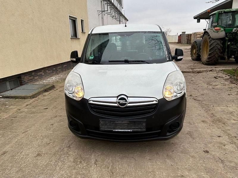 Gebraucht 2014 Opel Combo Van / Kleinbus | 4.850 € (Guter Preis) - Bild 1/4