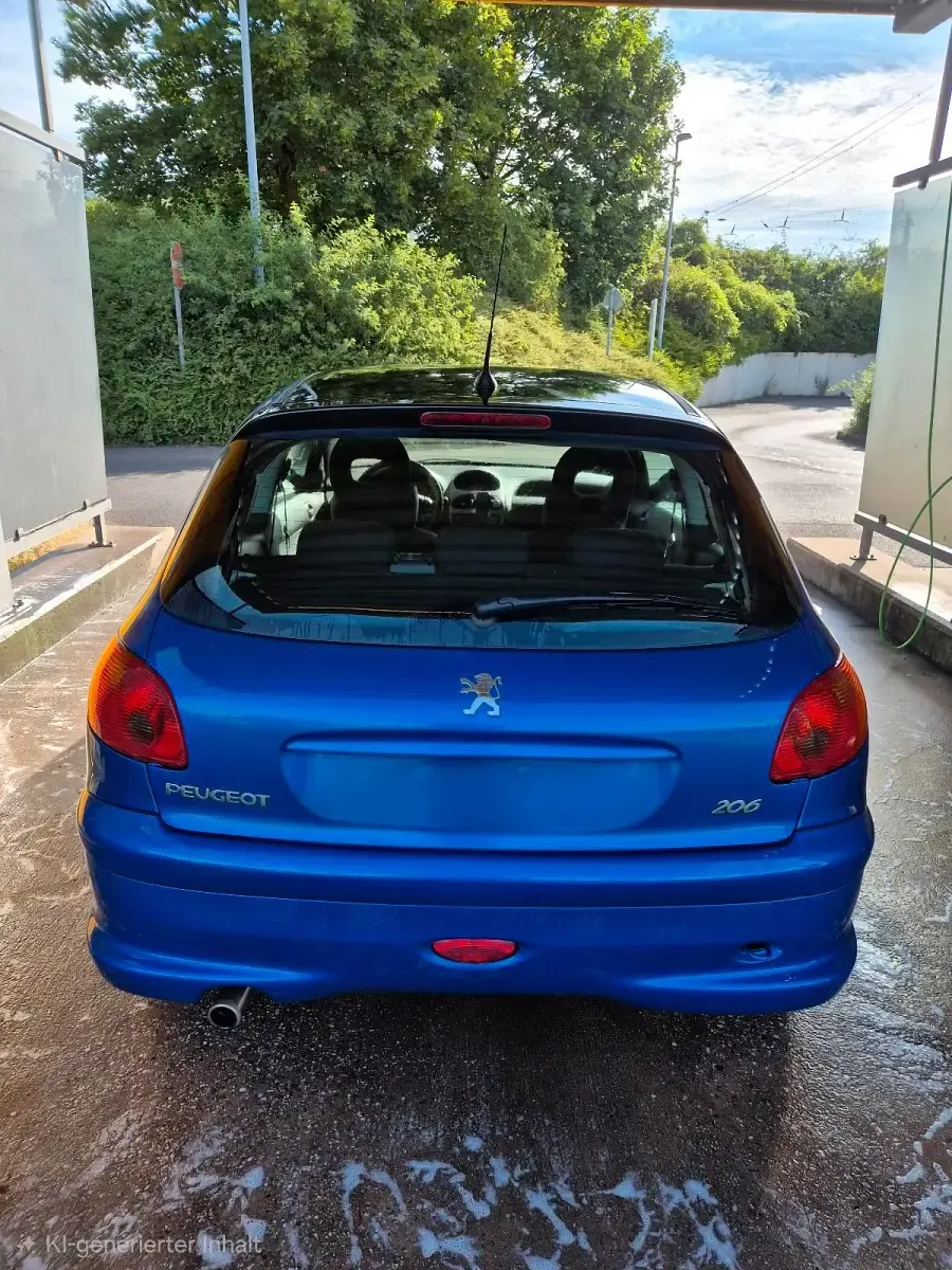 Gebraucht Peugeot 206 Tendance 89 PS (65 kW) 2005 Blau Kleinwagen