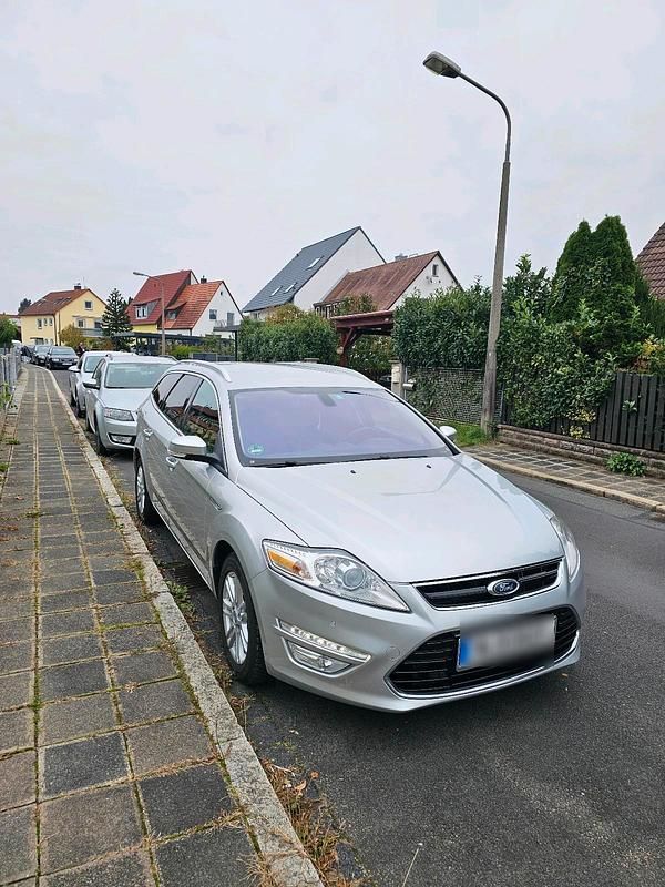 Gebraucht Ford Mondeo Titanium 165 PS (121 kW) 2014 Silber Kombi