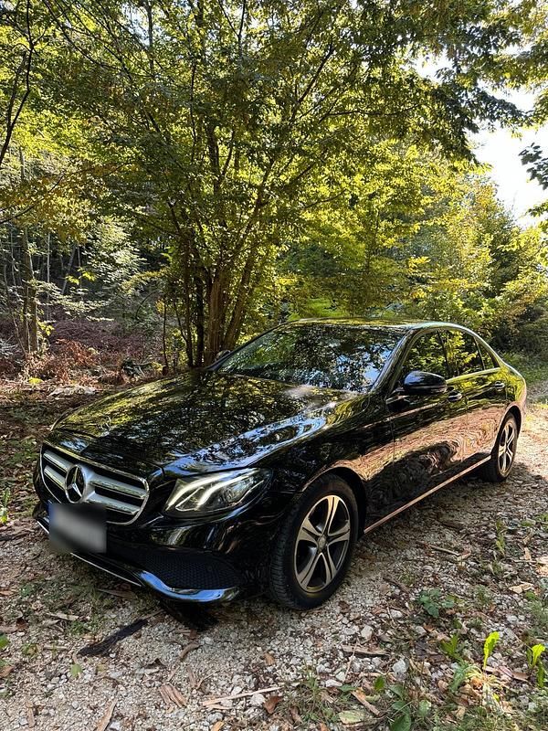 Gebraucht Mercedes E200 150 PS (110 kW) 2018 Schwarz Limousine
