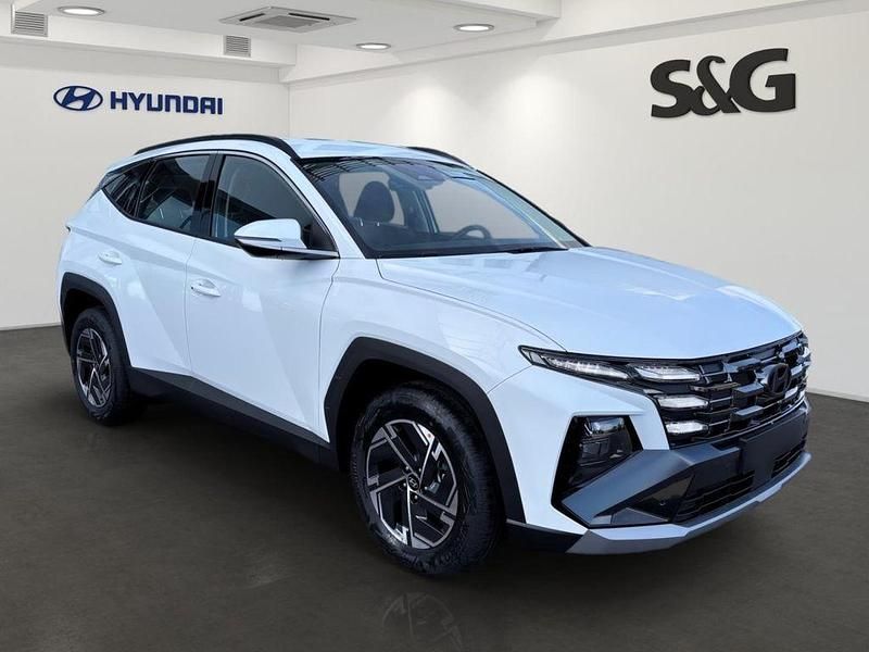 Neu Hyundai Tucson Select 150 PS (110 kW) 2026 Sol (weiss SUV