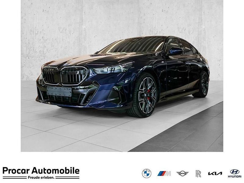Blau Neu 2025 BMW i5 M Sport Limousine | 64.990 € (Guter Preis) - Bild 1/4