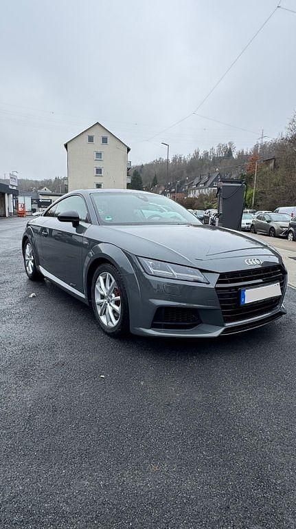 Gebraucht Audi TT Competition 230 PS (169 kW) 2017 Grau Coupé