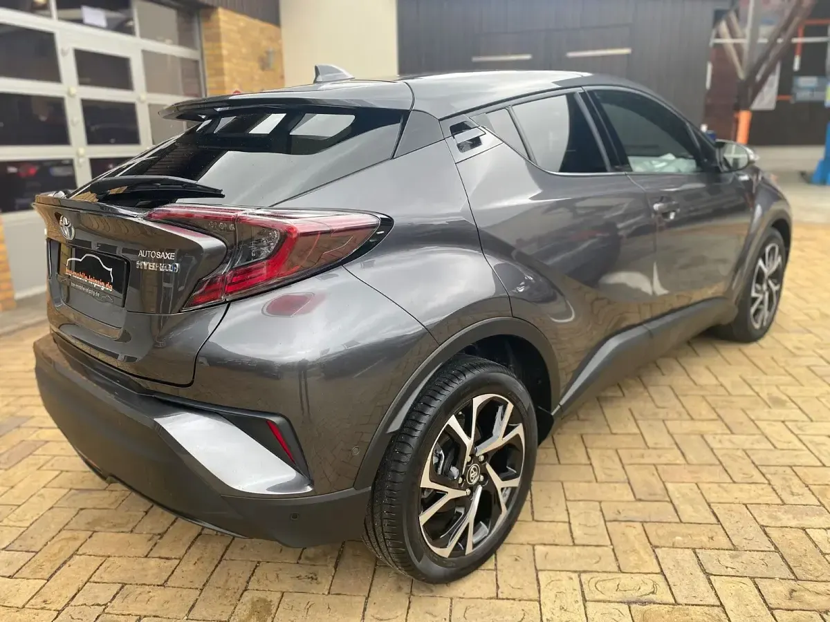 Gebraucht Toyota C-HR 98 PS (72 kW) 2019 Grau SUV