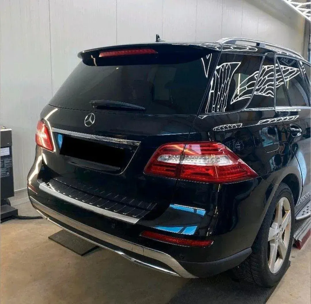 Gebraucht Mercedes ML350 258 PS (189 kW) 2014 Schwarz SUV