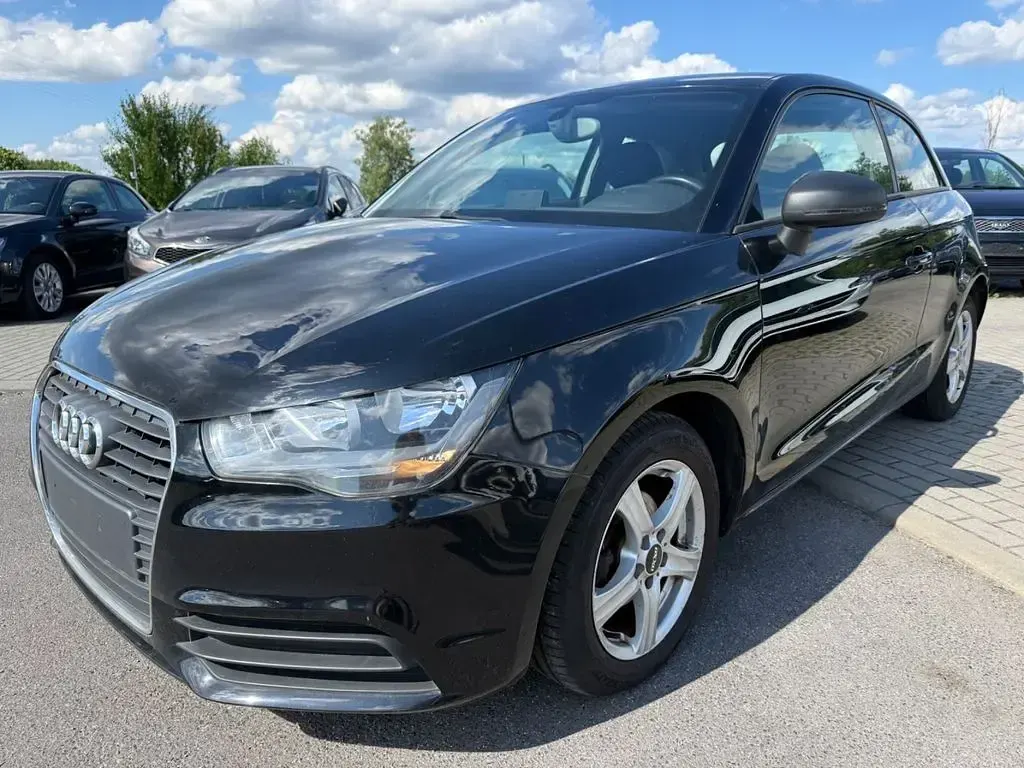 Gebraucht Audi A1 Ambiente 86 PS (63 kW) 2013 Schwarz Kleinwagen