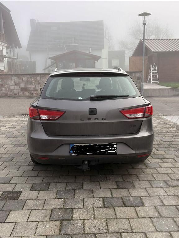 Gebraucht Seat Leon ST Style 125 PS (91 kW) 2015 Grau Kombi