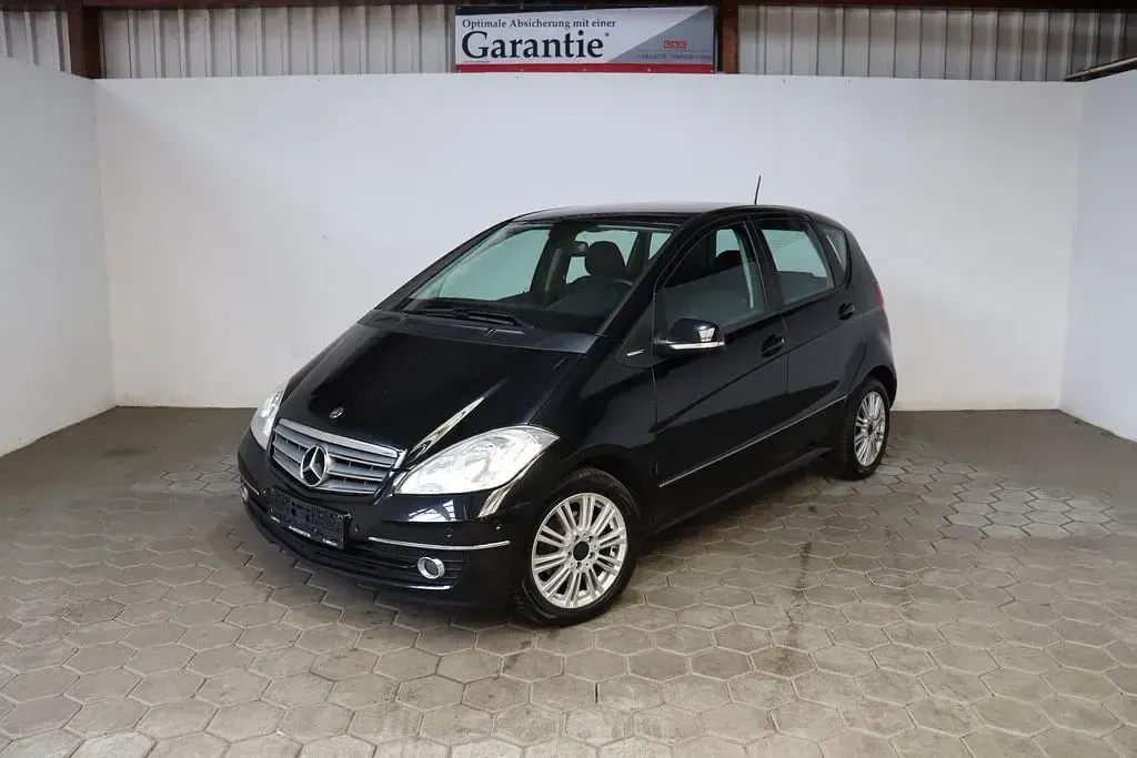 Gebraucht Mercedes A150 95 PS (69 kW) 2009 Schwarz Limousine