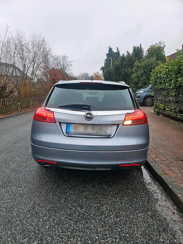 Gebraucht Opel Insignia Edition 160 PS (117 kW) 2009 Blau Kombi