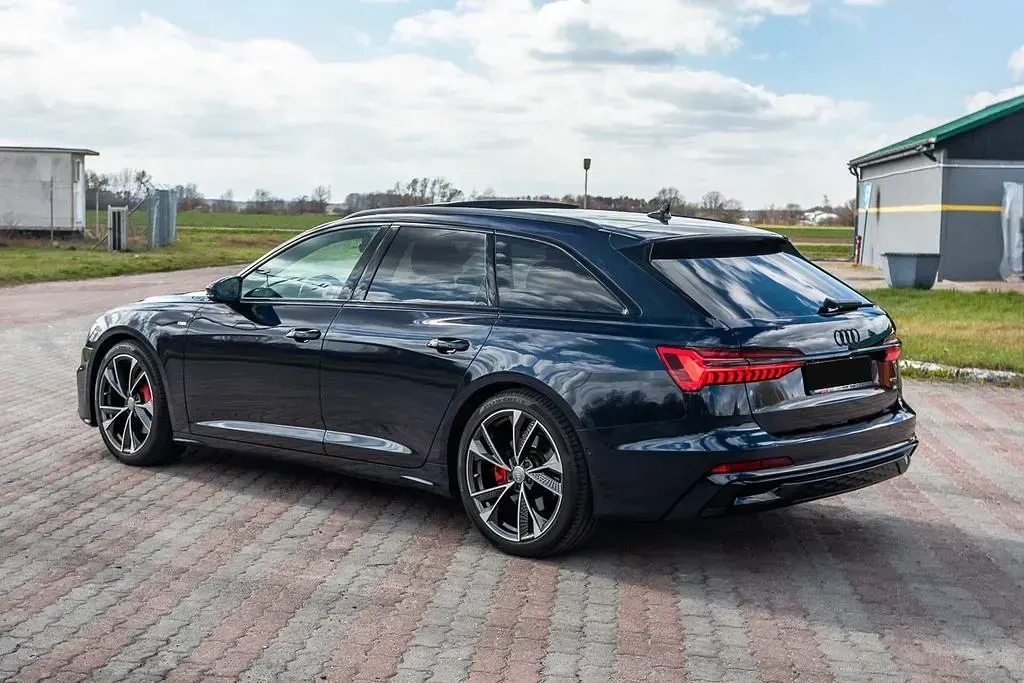Gebraucht Audi A6 S-Line 286 PS (210 kW) 2025 Blau Kombi