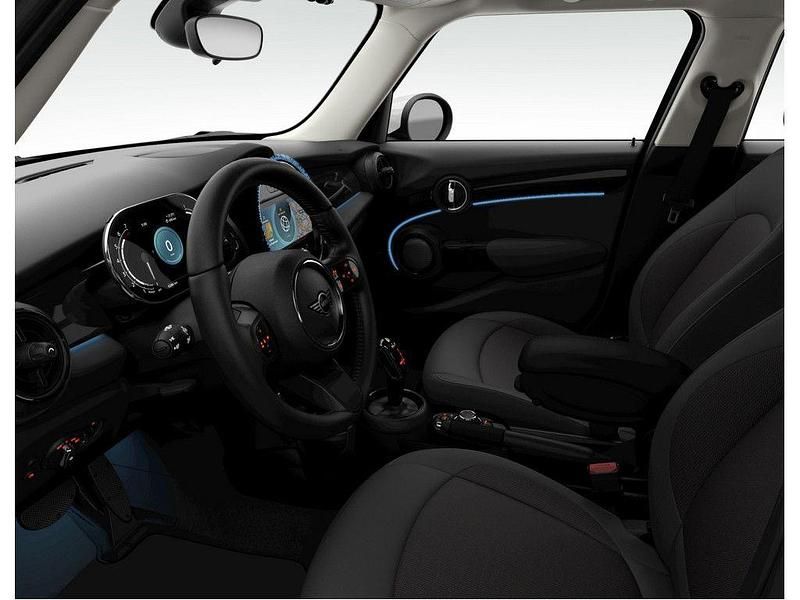 Gebraucht Mini Cooper Essential 136 PS (100 kW) 2023 Schwarz / midnight black (metallic) Kleinwagen