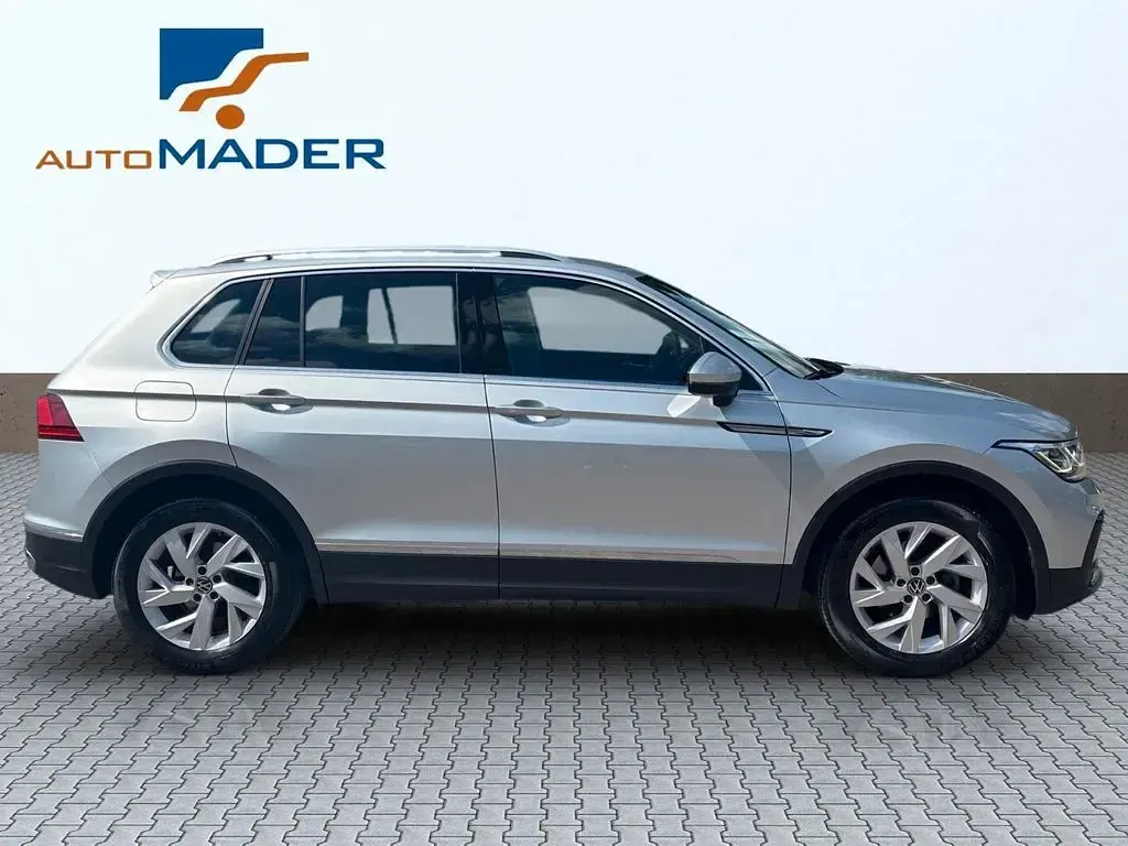 Gebraucht VW Tiguan Elegance 150 PS (110 kW) 2024 Silber SUV
