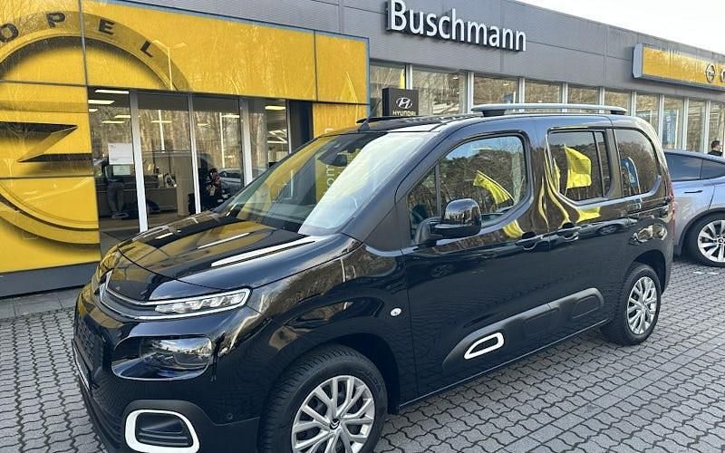 Gebraucht Citroën Berlingo Feel 131 PS (96 kW) 2019 Schwarz Van / Kleinbus