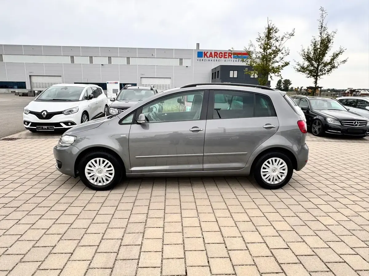 Gebraucht VW Golf VII Life 140 PS (102 kW) 2013 Grau Kleinwagen