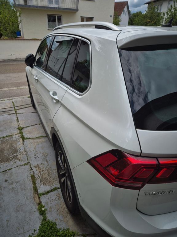 Gebraucht VW Tiguan IQ Drive 150 PS (110 kW) 2019 Weiß SUV