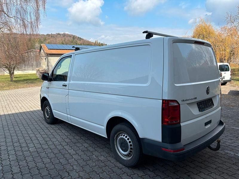 Gebraucht VW Transporter 102 PS (75 kW) 2016 Weiß Van