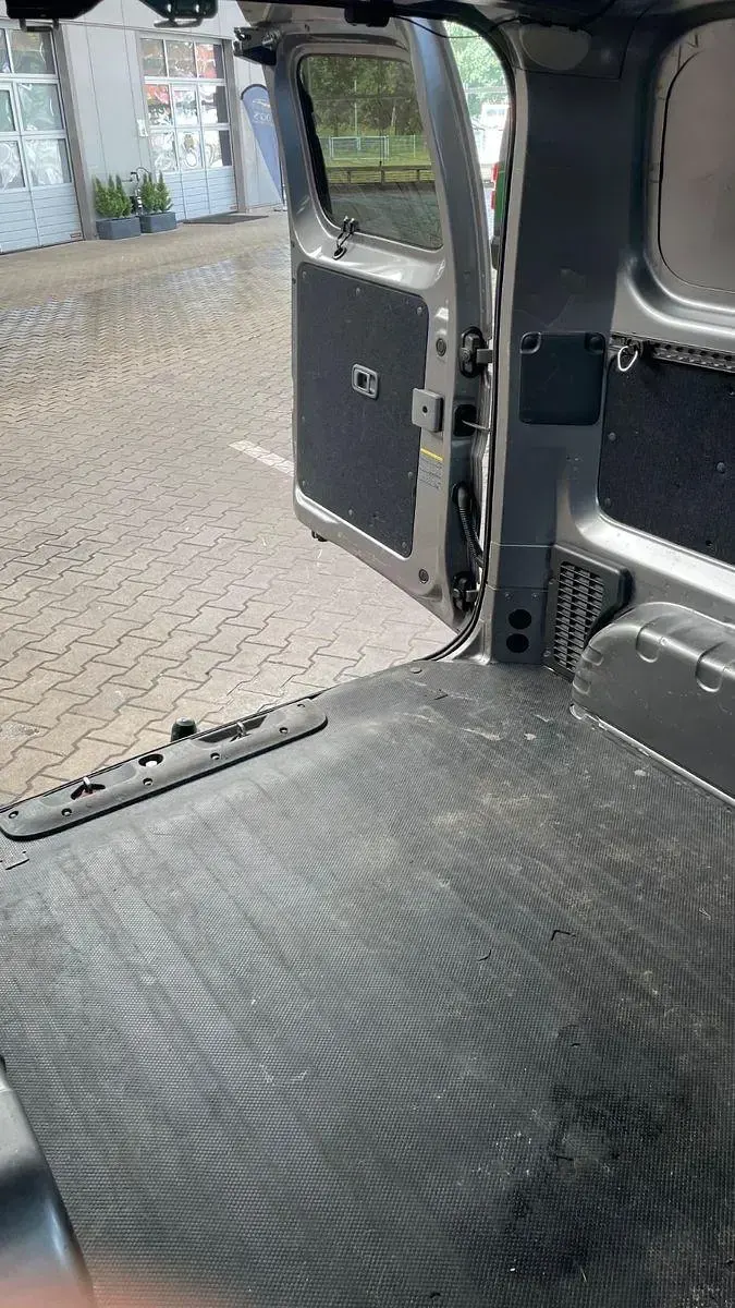 Gebraucht Nissan NV200 110 PS (80 kW) 2017 Grau Van / Kleinbus