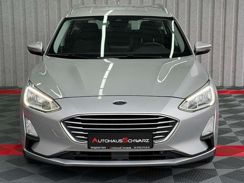 Gebraucht Ford Focus Cool & Connect 95 PS (69 kW) 2019 Polarsilber metallic Kombi