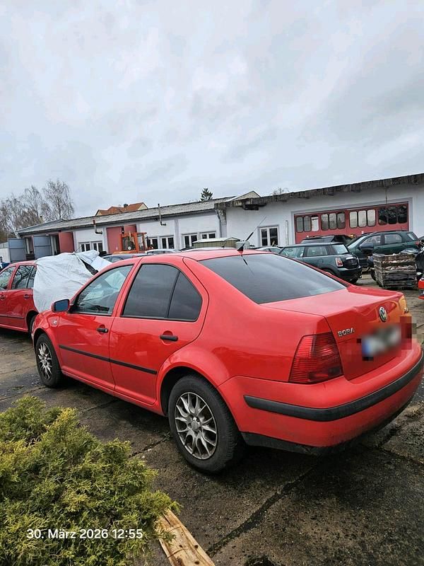 Gebraucht VW Bora 150 PS (110 kW) 2000 Rot Limousine