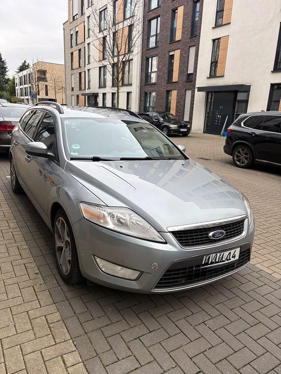 Gebraucht Ford Mondeo 163 PS (119 kW) 2009 Grau Limousine