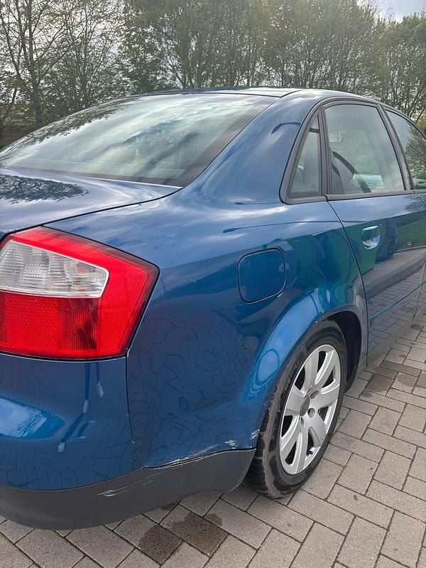 Gebraucht Audi A4 150 PS (110 kW) 2003 Blau Limousine