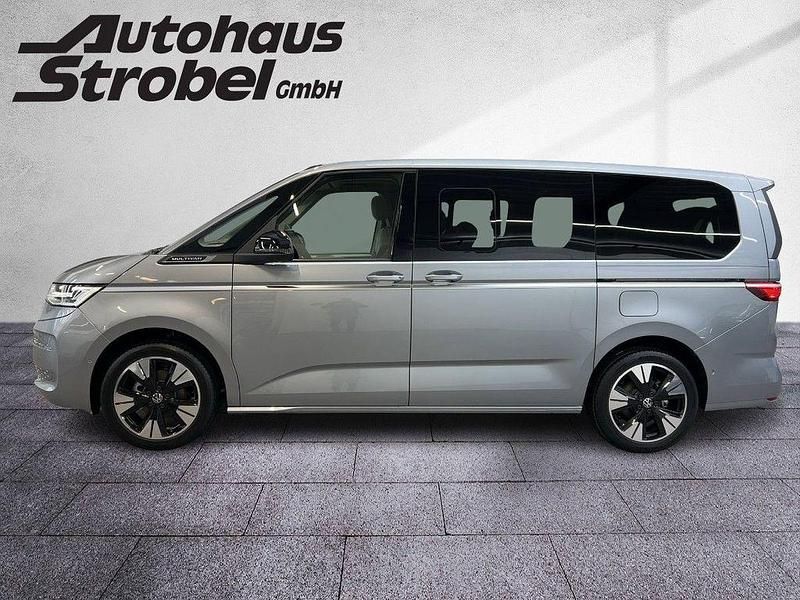 Neu VW Multivan Style 150 PS (110 kW) 2025 Silber Van