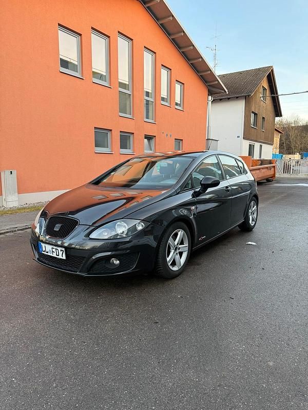 Gebraucht Seat Leon 140 PS (102 kW) 2011 Schwarz Kleinwagen